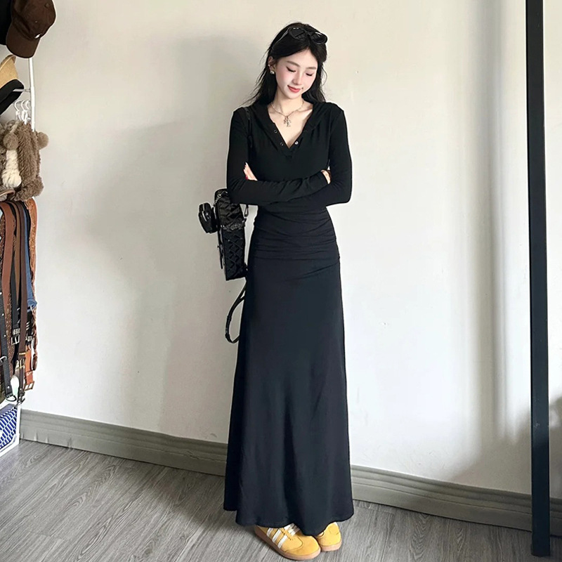 Picture of Spring and Autumn Black Hepburn Style Long-sleeved dress Women's Korean Cross-border New French Style Elegant Hip V-neck Dress