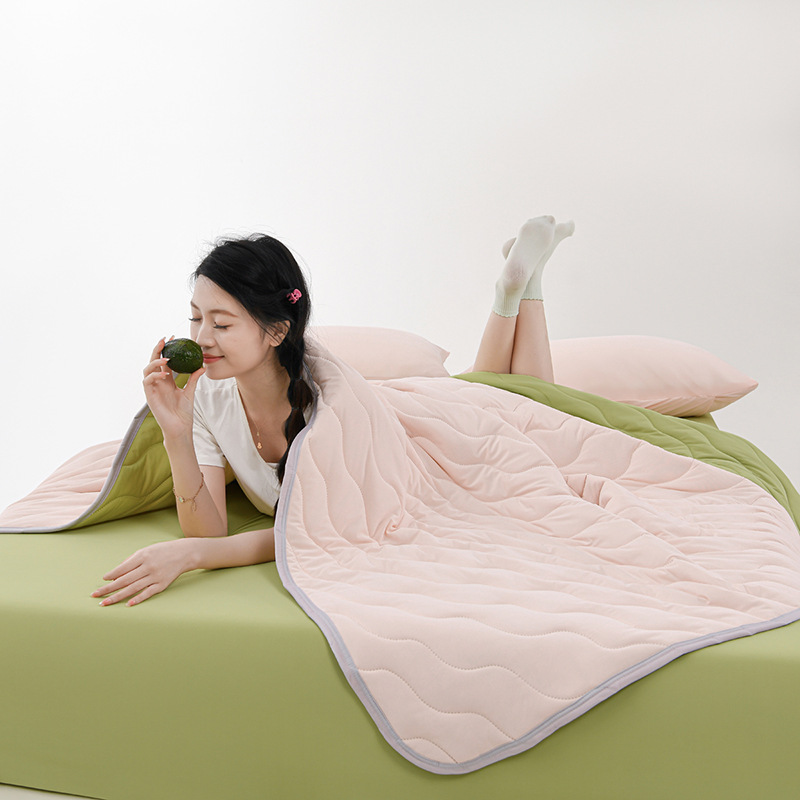 Picture of Super Soft Class a Cool Silk Air-Conditioning Quilt Summer Cool Quilt Single and Double Student Lunch Break Summer Quilt Kidsren's Thin Quilt Washable