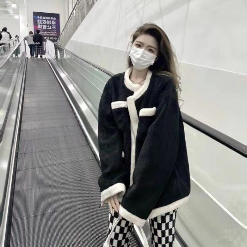 Black Chanel style lamb wool coat for women autumn and winter 2023 new advanced design retro thickened cotton-padded coat cotton-padded coat