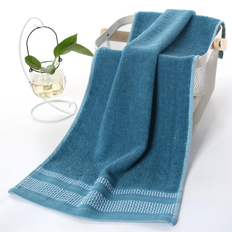 Picture of Manufacturer's Jacquard Bath Towel Pure Cotton Wholesale Household a Pure Color Absorbent Lint-Free Soft Enlarged Towel Pure Cotton Bath Towel
