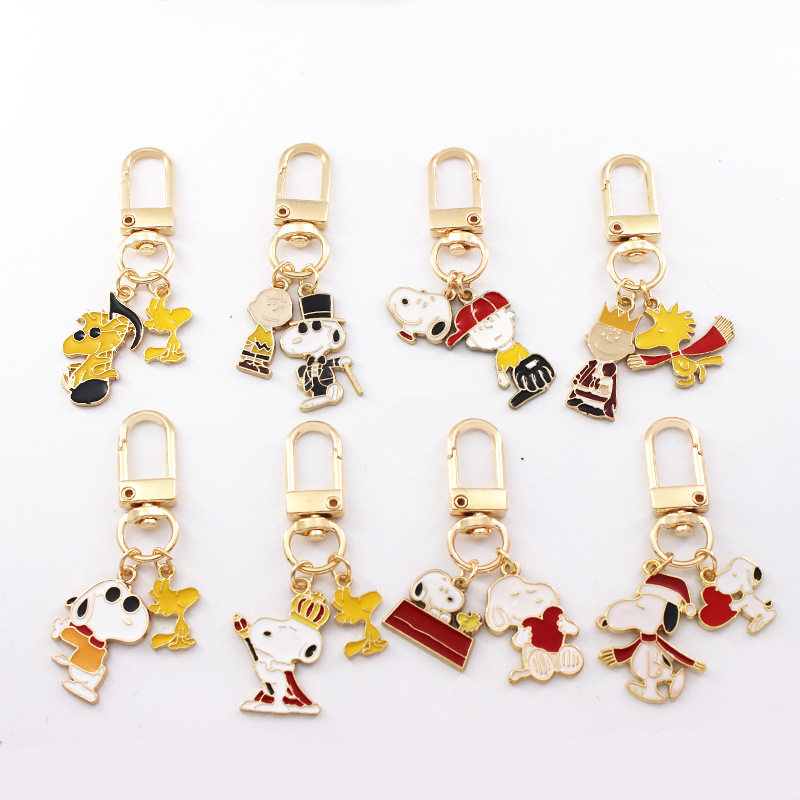 Snoopy Cartoon Keychain Female Couple Cute Small Gift Alloy Key Chain Hanging Key Ring Schoolbag Pendant