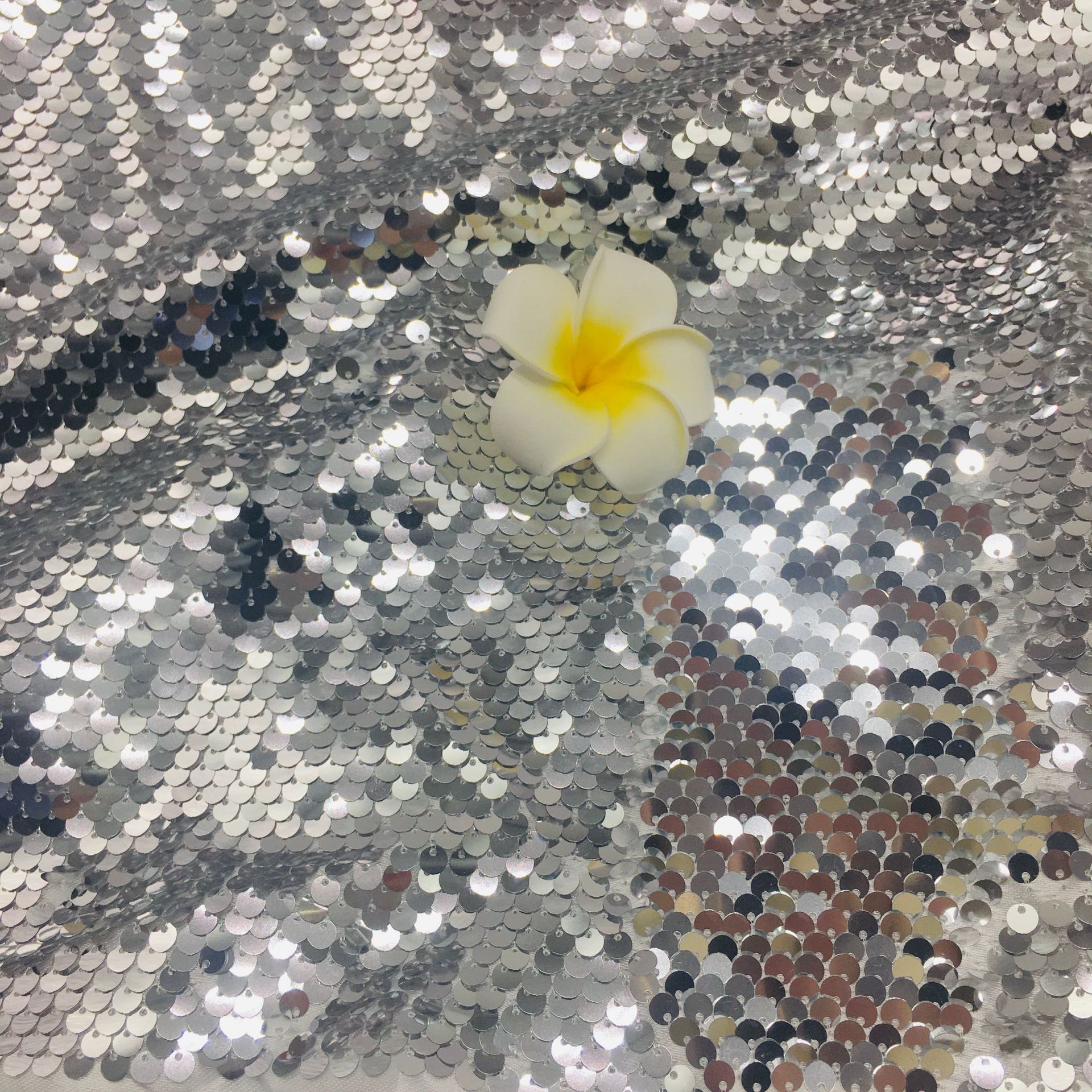 Picture of in stock 50 color sequin fabric 5mm double-sided flip Internet red background wall clothing luggage decorative sequin cloth cutting