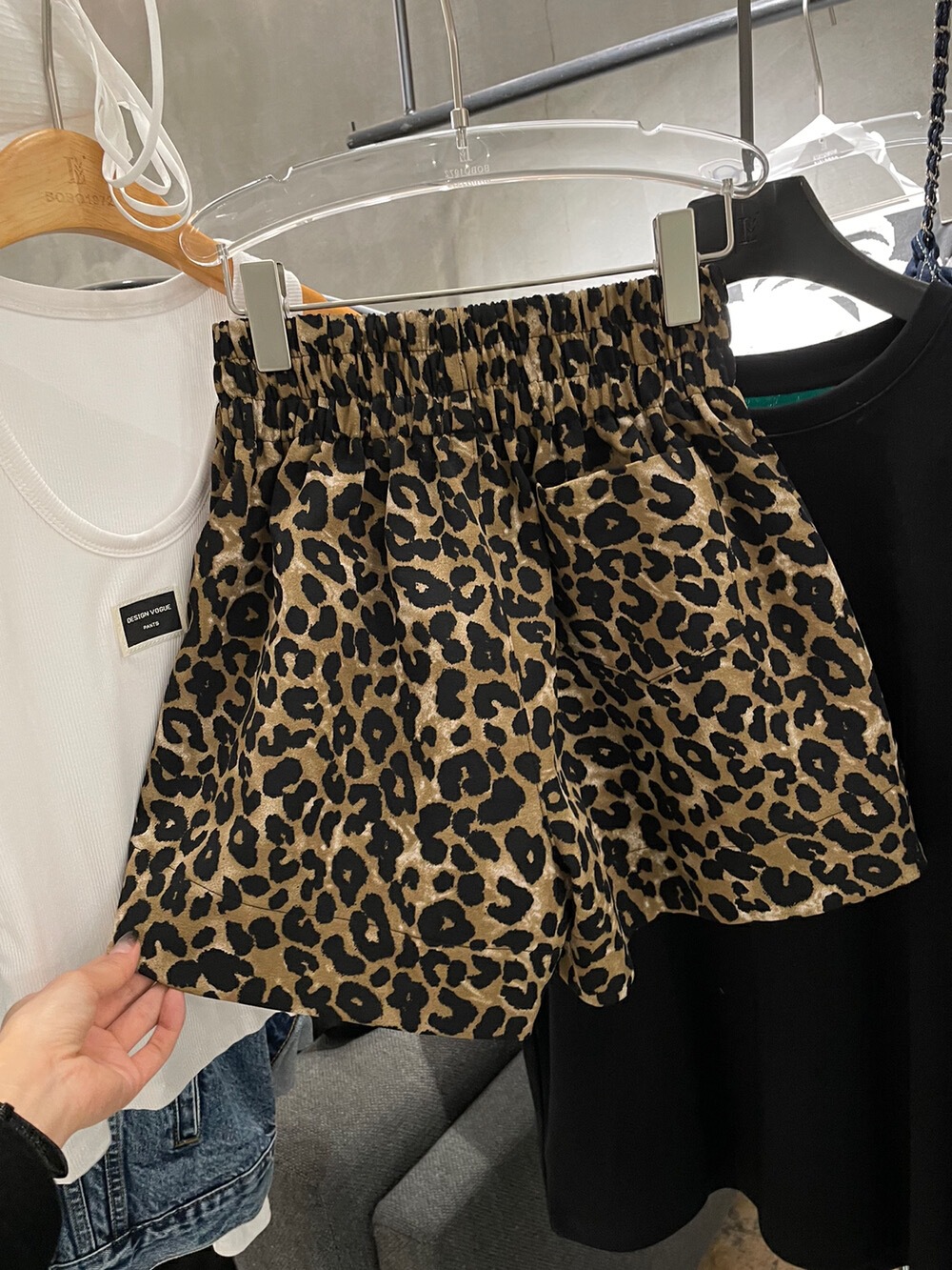 extra large size 1.00 kg-150.00 kg chubby m summer latest stylish elastic high waist leopard print shorts slimming casual pants for women