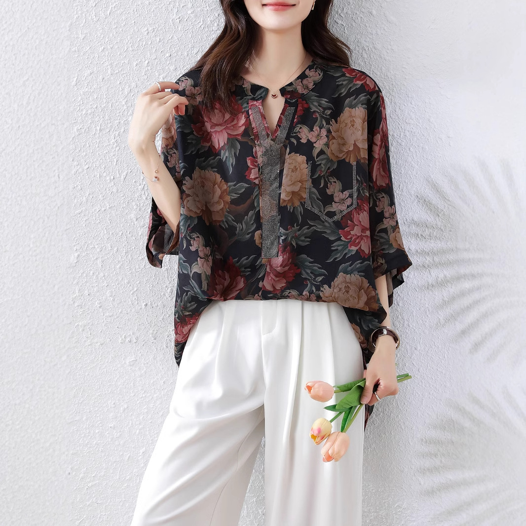 plus size Women's 2025 Summer New chubby girl Shirt Heavy Industry Hot Drilling Fashion Age-reducing Western Style Loose Short Sleeve Top