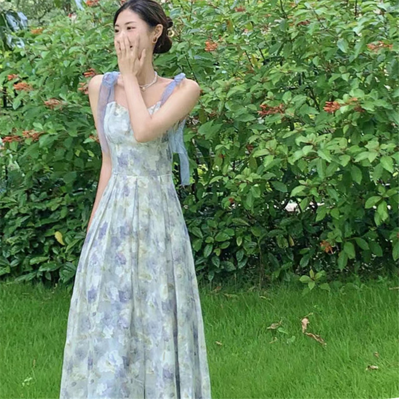 Women's slip floral dress summer new French niche oil painting style super fairy Mori first love waist dress