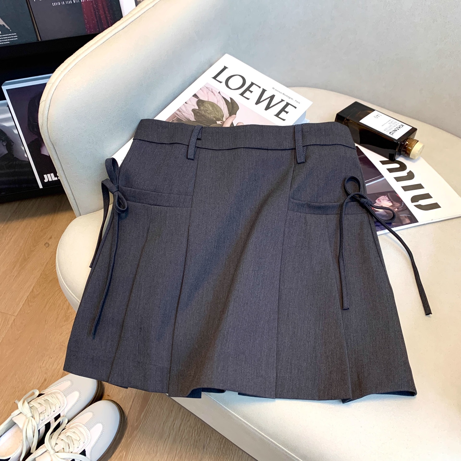 Bow Strap High Waist Slimming A- line Skirt 2024 New Summer Fashion All-match Irregular Pleated Skirt