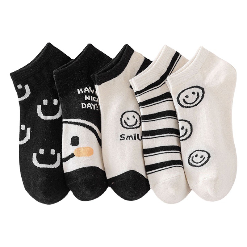 Black Socks Women's Short Socks Spring and Summer Ins Trendy Smiley Low-top Boat Socks Japanese Students All-match Shallow Mouth Summer Thin