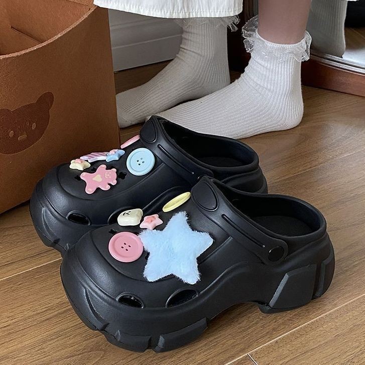 Picture of Baotou EVA hole shoes in 2025 new fashion and versatility student comfortable and casual two-wear non-slip slippers for women's summer