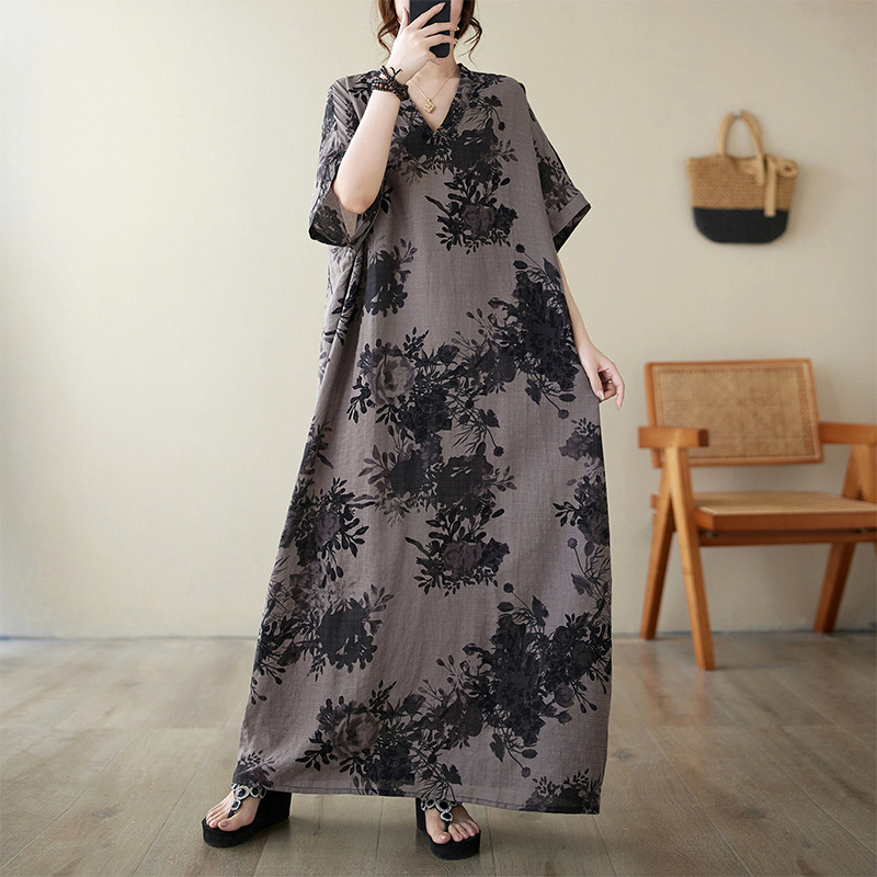 2024 Summer V-neck Cotton Linen Large Size Loose Artistic Holiday Beach Dress Retro Meat Covering Long Gown for Women