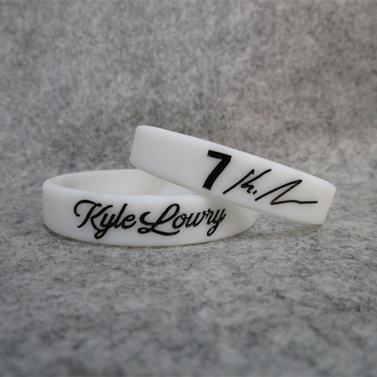 Picture of Raptor basketball No. 7 star Carl Lowry kellowry signature luminous sports bracelet silicone wristband