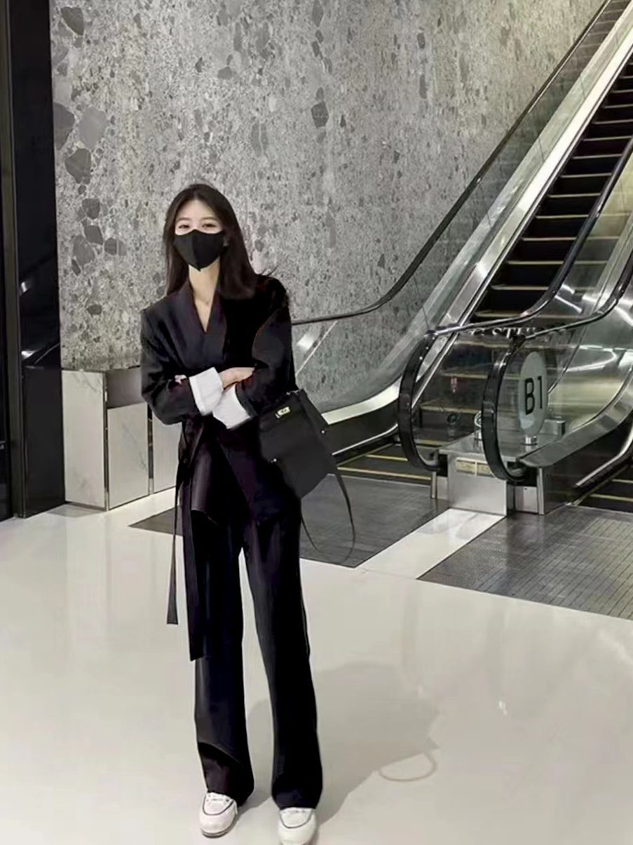 Picture of Pink Suit suit Women's 2024 Spring New Design Sense Niche Elegance Suit Wide Leg Pants Two-Piece Set