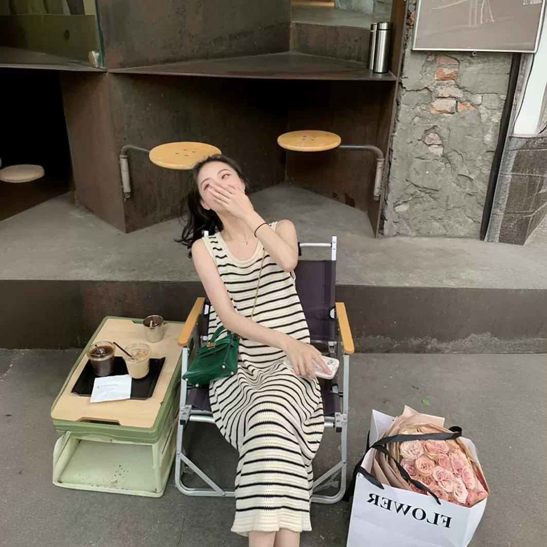 Picture of Sleeveless Striped Knitted Dress Loose Long Skirt Slit Round Neck Factory Summer New Slim Versatile Vest Dress