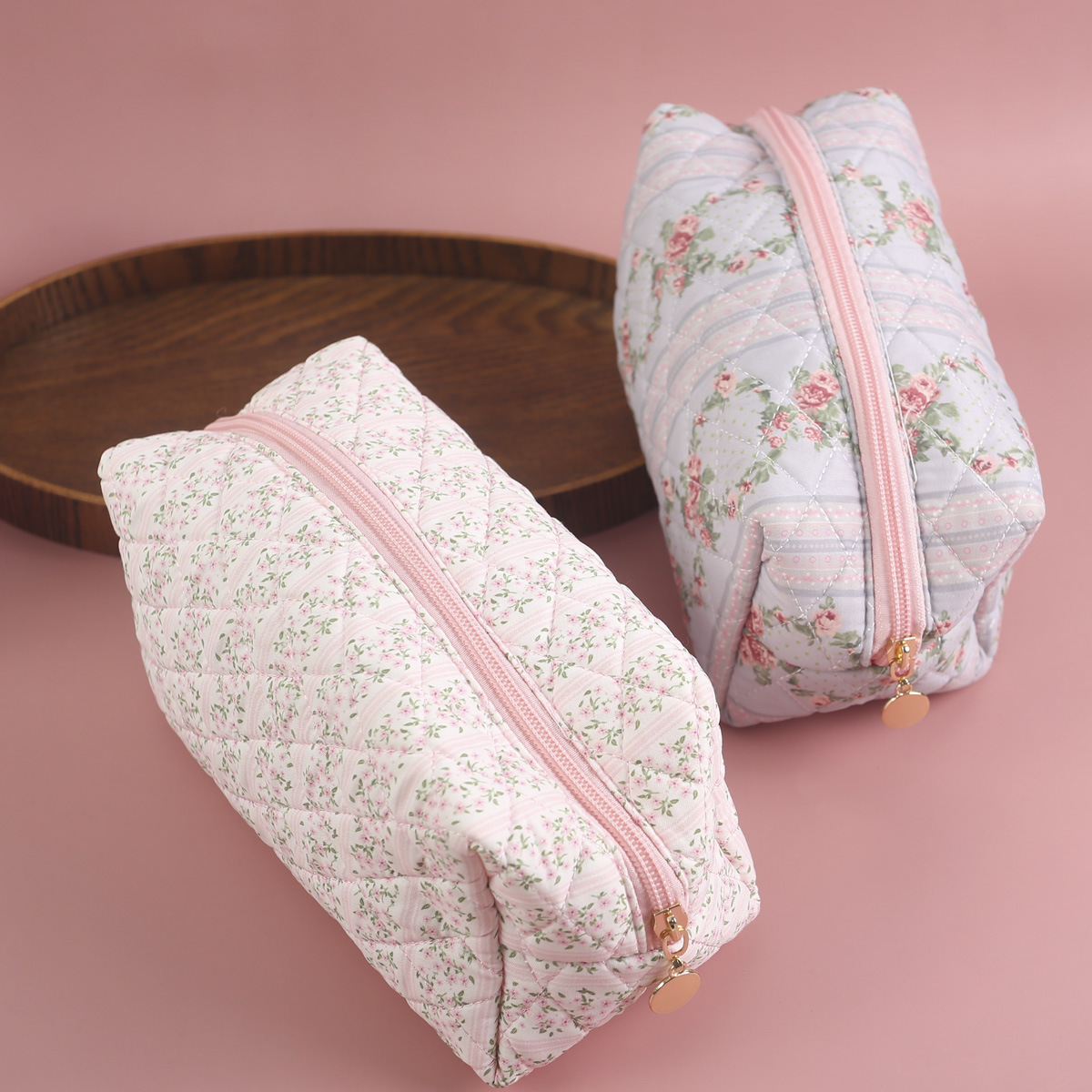 Cross-border Small Floral Quilted Cosmetic Bag Travel Skin Care Zipper Bag Large Capacity Portable Storage Bag Soft Bag