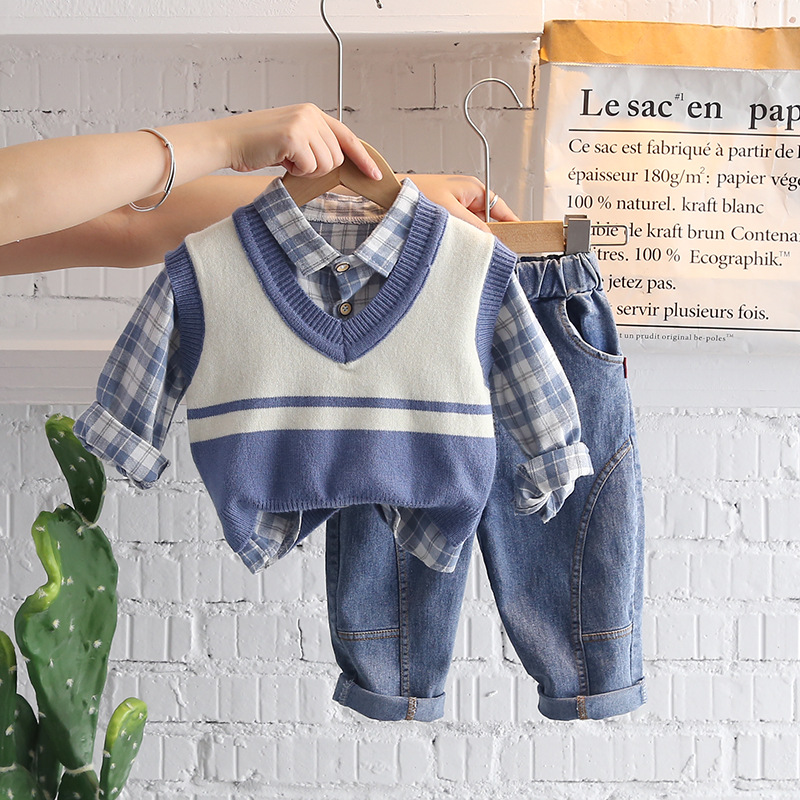 Foreign trade Korean style children's clothing boys' spring and autumn suit fashion color matching sweater vest plaid shirt three-piece set factory straight