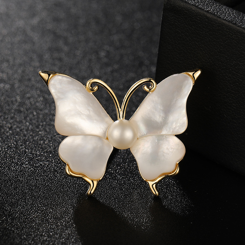 Picture of Qianzu Silver Jingdong Explosions High Quality Supply Net Natural Seawater Shell Butterfly Brooch DIY Empty Holder Pin