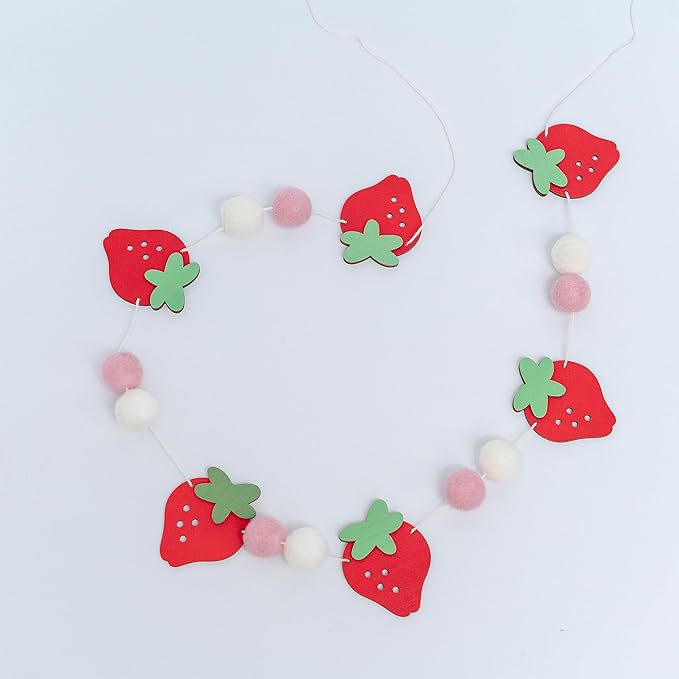 Cross-Border Amazon Strawberry Banner Felt Garland Hawaiian Children's Birthday Party Supplies Decoration Handmade