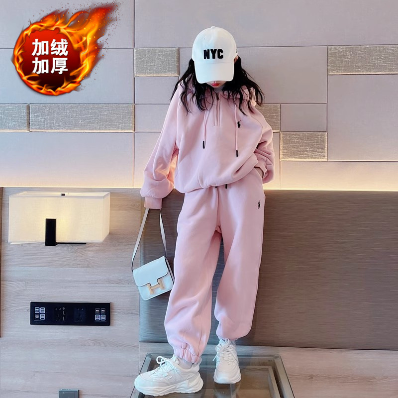 Girls' suit autumn and winter clothing 2023 new children's western style fleece-lined sweater girls' thickened sports two-piece suit fashion