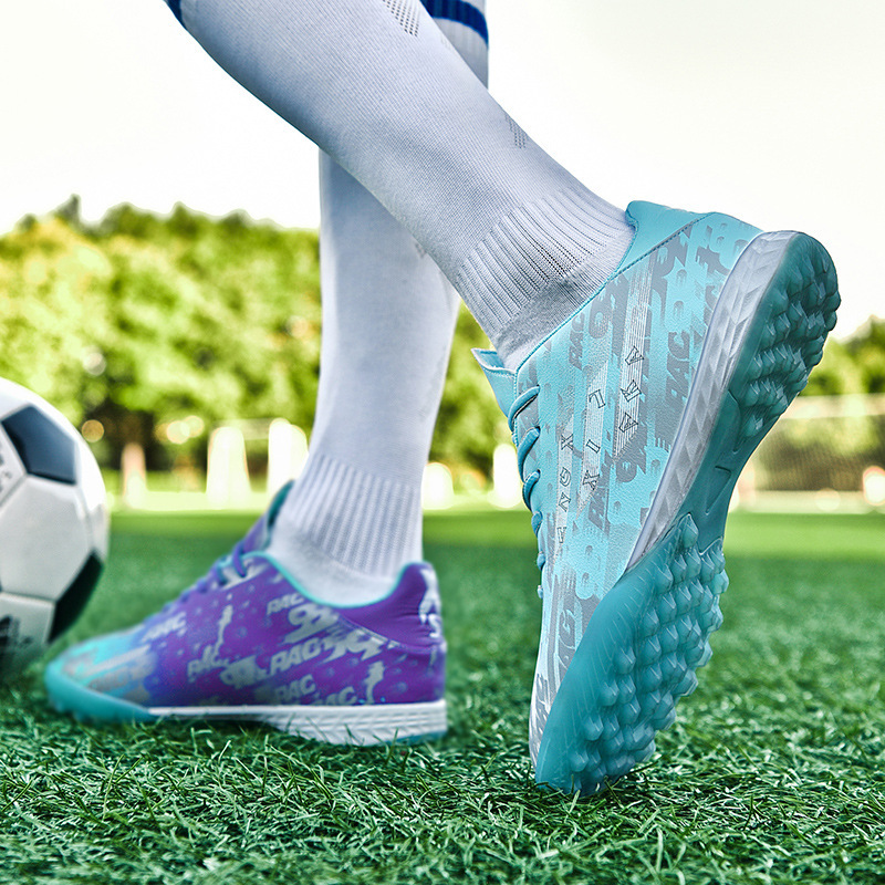 Picture of World Cup Mandarin Duck Primary School Children and Teenagers Broken Nails Spikes Outdoor Spikes School Competition Training Football Shoes