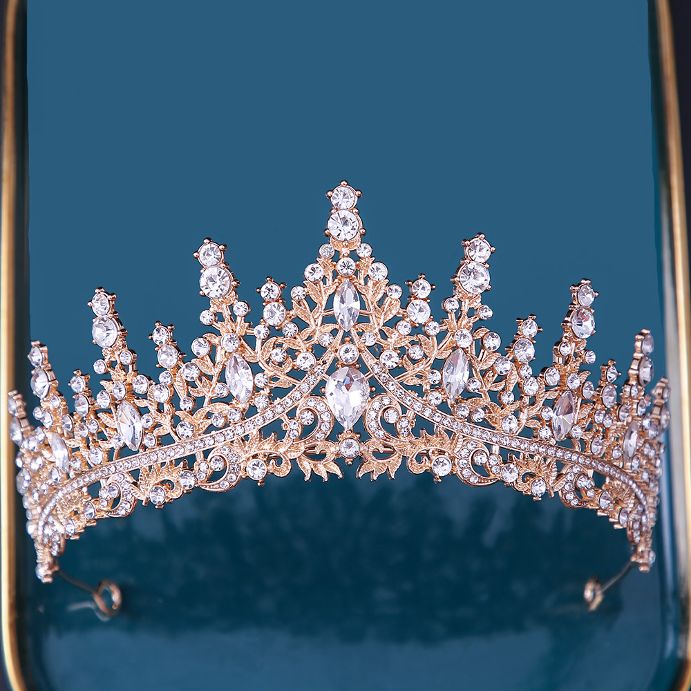 Picture of Bridal Crown New European-style headdress alloy with rhinestone crystal wedding dress accessories Amazon hair accessories
