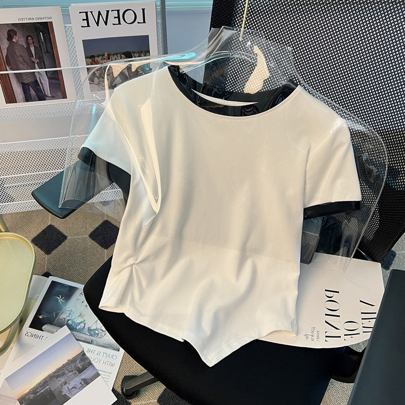 Picture of Short-Sleeved Women's Design Contrasting Color T-Shirt 2025 New Summer Fashion Chic Asymmetrical Short Student Top