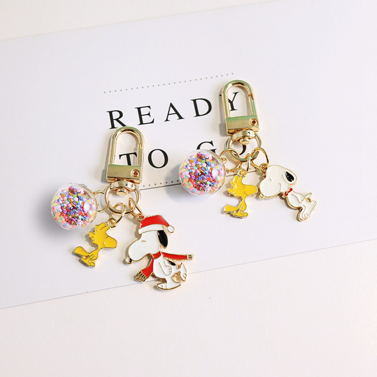 Snoopy Metal Keychain Women's Cute Exquisite Simple Couple Cartoon Gift Car Key Cyber Celebrity Schoolbag Pendant
