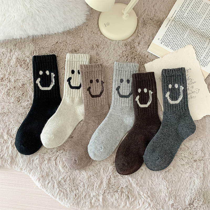 Internet Celebrity Big Smiley Wool Socks Children's Autumn and Winter Thickened Warm Mid-length Socks Ins Trendy Distinctive Funny Stockings