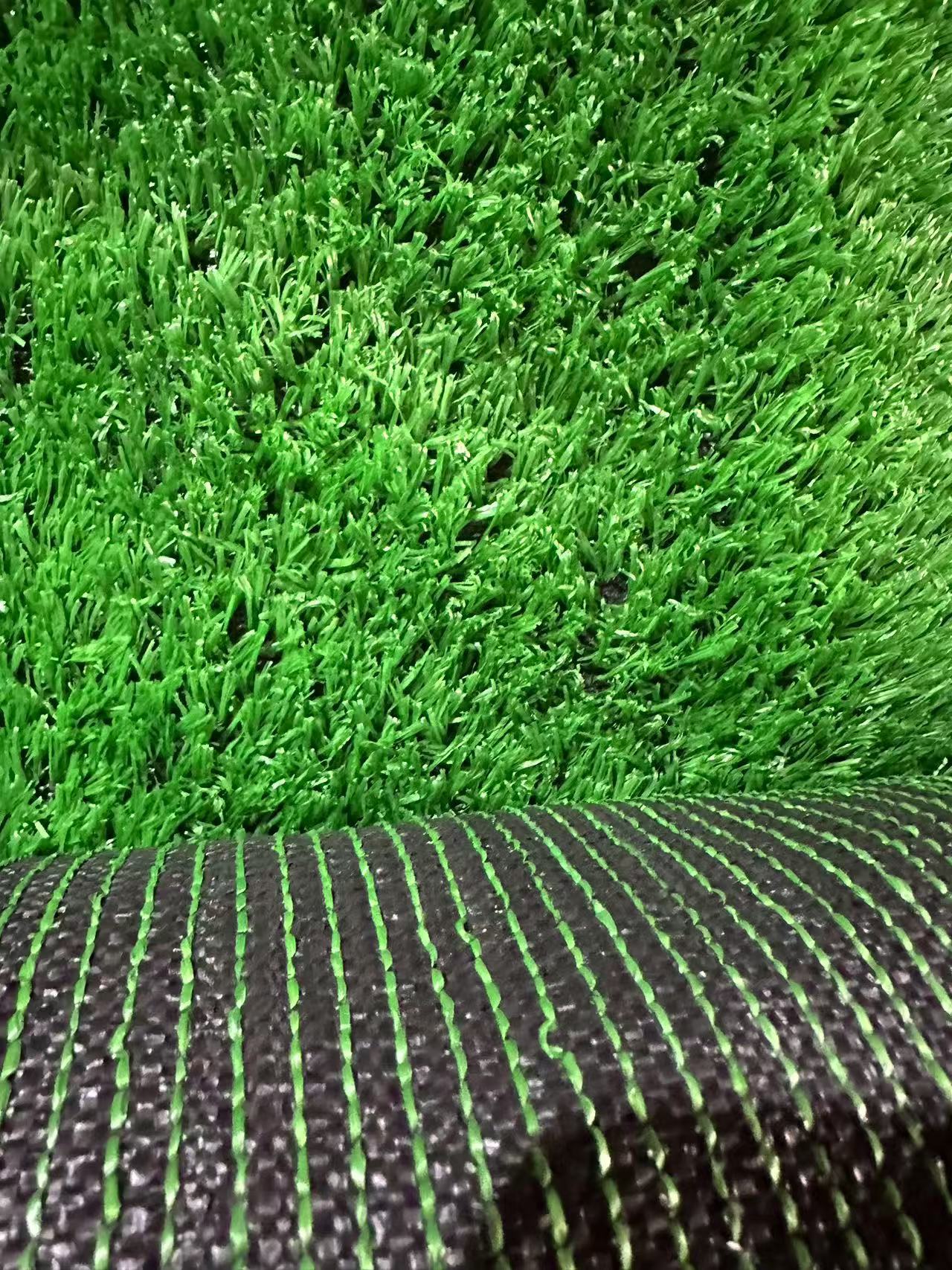 Picture of Simulated Turf Construction Site Artificial Turf Artificial Basketball Court Football Field Outdoor Sun-Resistant Anti-Slip Environmentally Friendly Outdoor