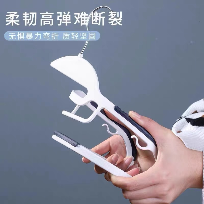 Picture of Plastic Non-Slip Hangers Amazon Multifunctional Small Neckline Design for Home Dormitory Organization and Storage with Anti-Slip Design