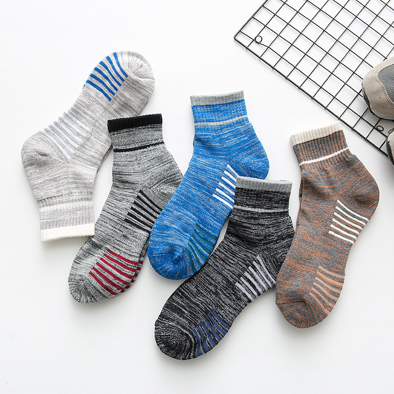 Picture of New socks men's autumn and winter mid-calf men's socks sole brushed thickened winter sports socks basketball socks one-piece delivery