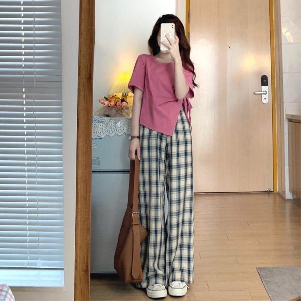 Picture of 2023 New Summer Suit Women's Meat Covering Light Mature Salt Short-sleeved Top Slimming Paid Pants Wide-leg Pants Two-piece Set