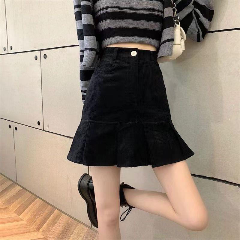Black Fishtail Corduroy Skirt for Women in Autum High Waist Hip-covering A-line Short Skirt Sexy Skirt Petite ins