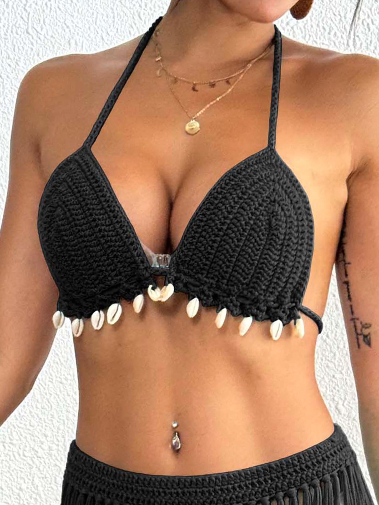 Picture of Women's Top Cross-border European and American Women's Handmade Shell Stitching Strap Bikini Swimwear Top Beach Cover