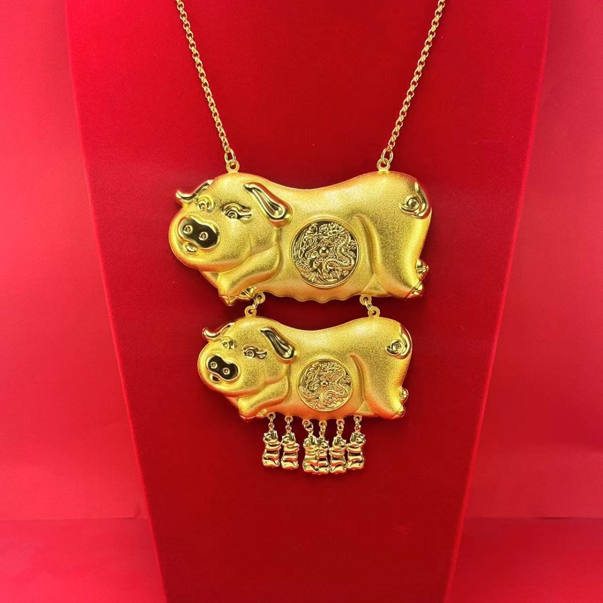Brass gold-plated jewelry wedding bridal necklace golden pig tag pendant female wedding accessories