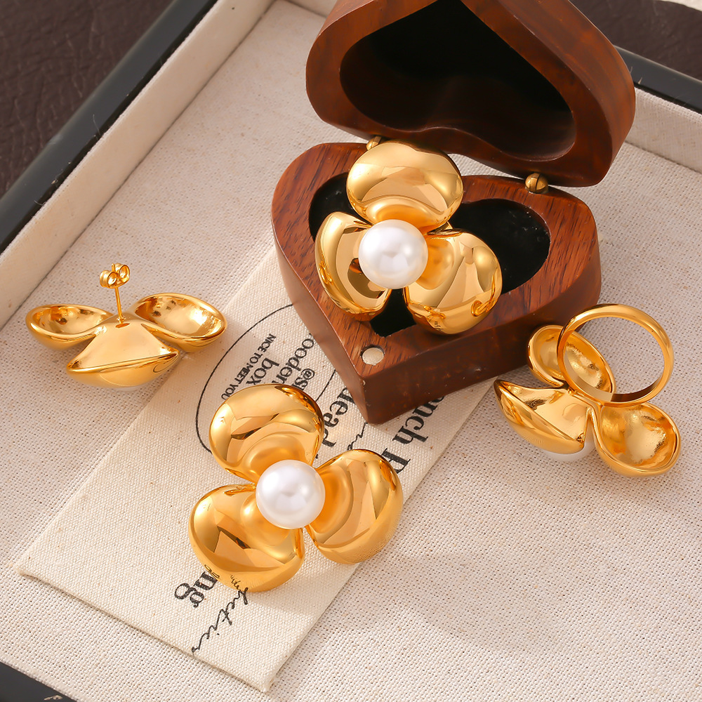 European and American Ins Style Three-petal Flower Inlaid with Imitation Pearl Ring Earrings Trendy Temperament Stainless Steel Gold Plated Jewelry suit