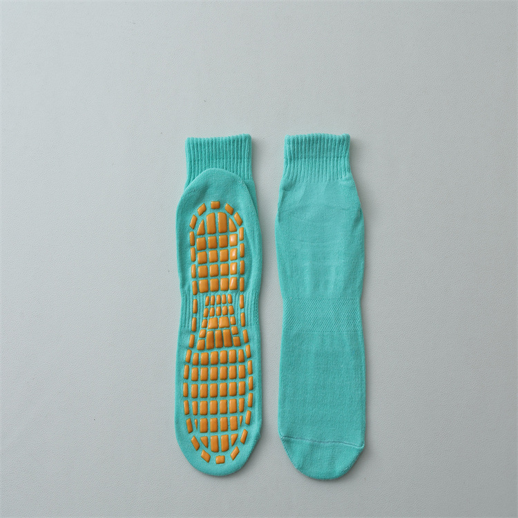 Picture of Factory wholesale trampoline socks dispensing non-slip socks floor socks children's playground early education adult yoga socks