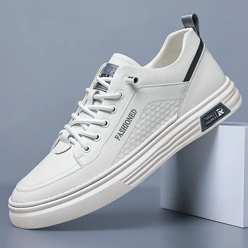 Men's Shoes 2025 New Spring Breathable White Shoes Men's Casual Soft Sole Low-Top Trendy Shoes Breathable and Comfortable