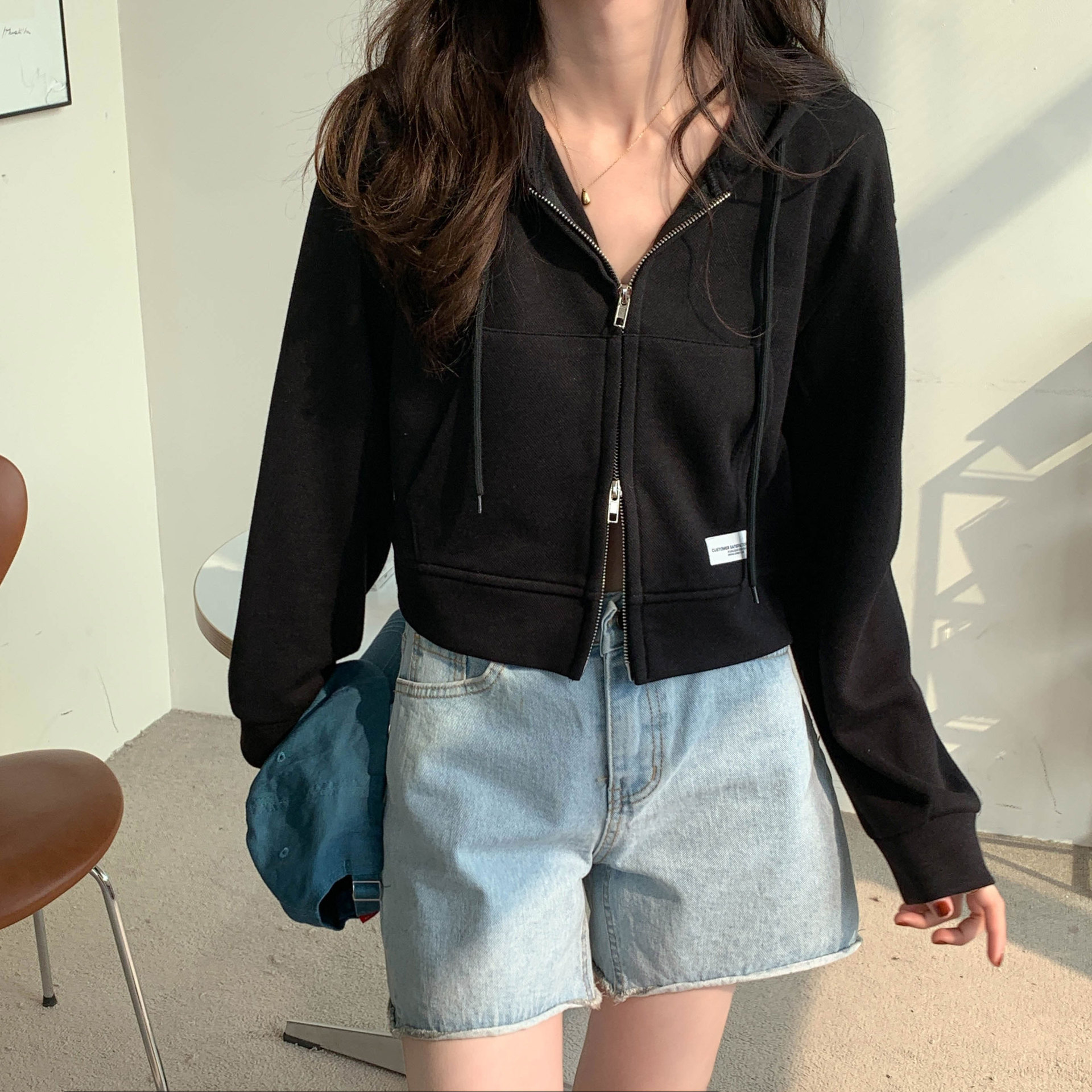 Picture of Thin Cotton Sweatshirt Women's Short Design Spring and Summer Short Pink Top Casual Hooded Cardigan Zipper Jacket