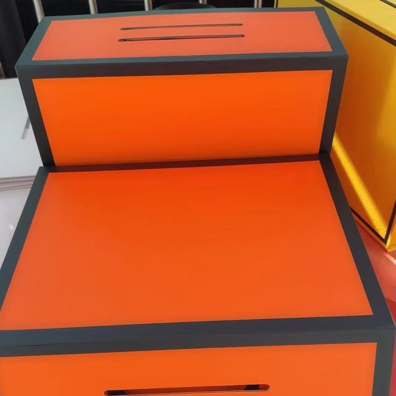 In-Stock Designer Brand H Aijia Same-Style Coat and Bag Gift Box for Gifting, Magnetic Folding Gift Box