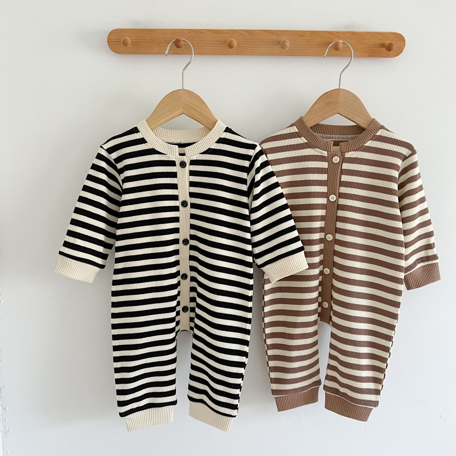 Picture of ins Korean style baby jumpsuit autumn new color matching striped baby romper sheath long romper