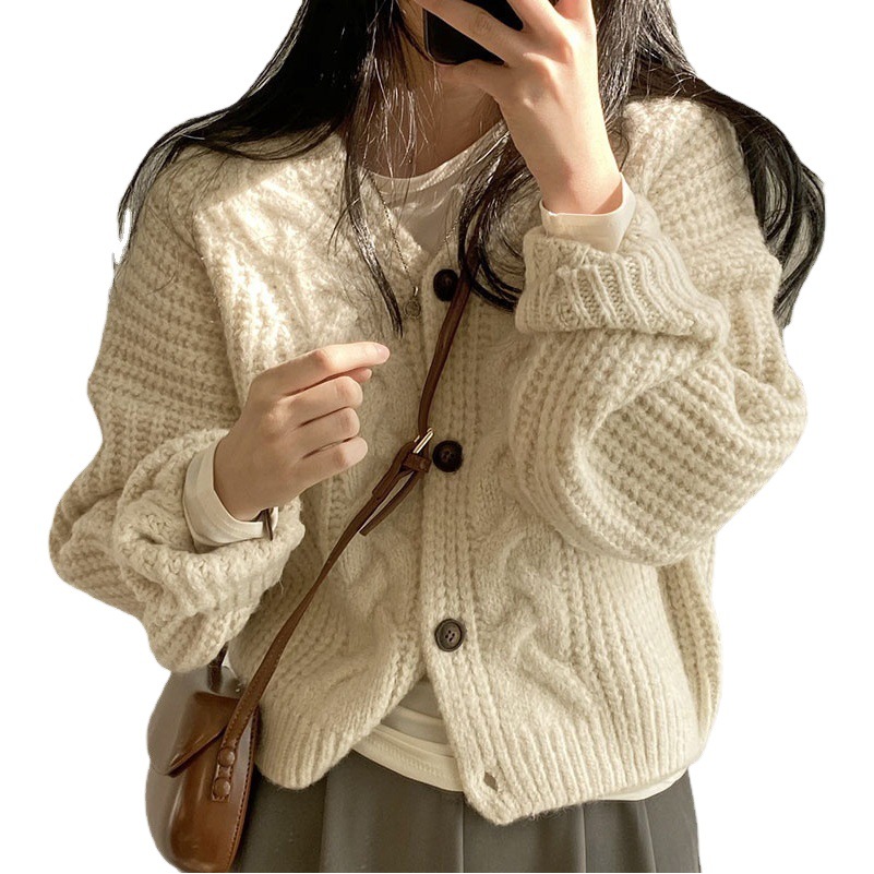 Autumn and Winter Thickened Warm Twist Sweater Coat Women's Lazy Style Loose Stylist All-match Short Knitted Cardigan Trendy