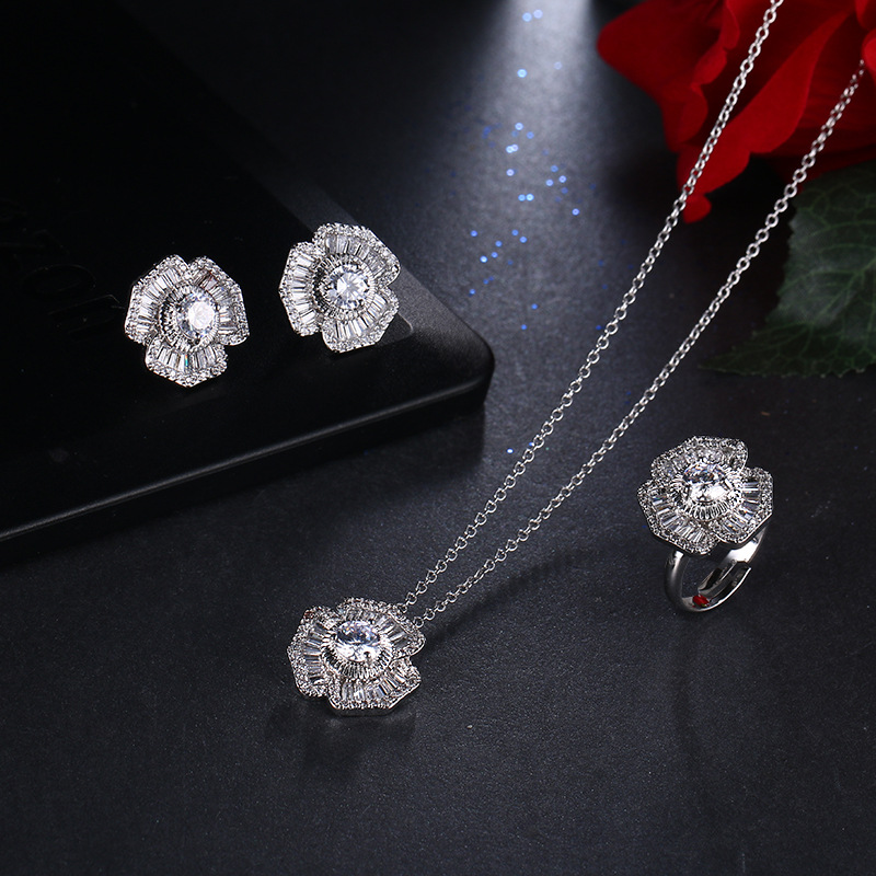 Cross-border Flower-shaped Micro-inlaid Zircon Necklace Earrings Chain Wedding Dinner Dress high quality Zircon Jewelry Two-piece Set