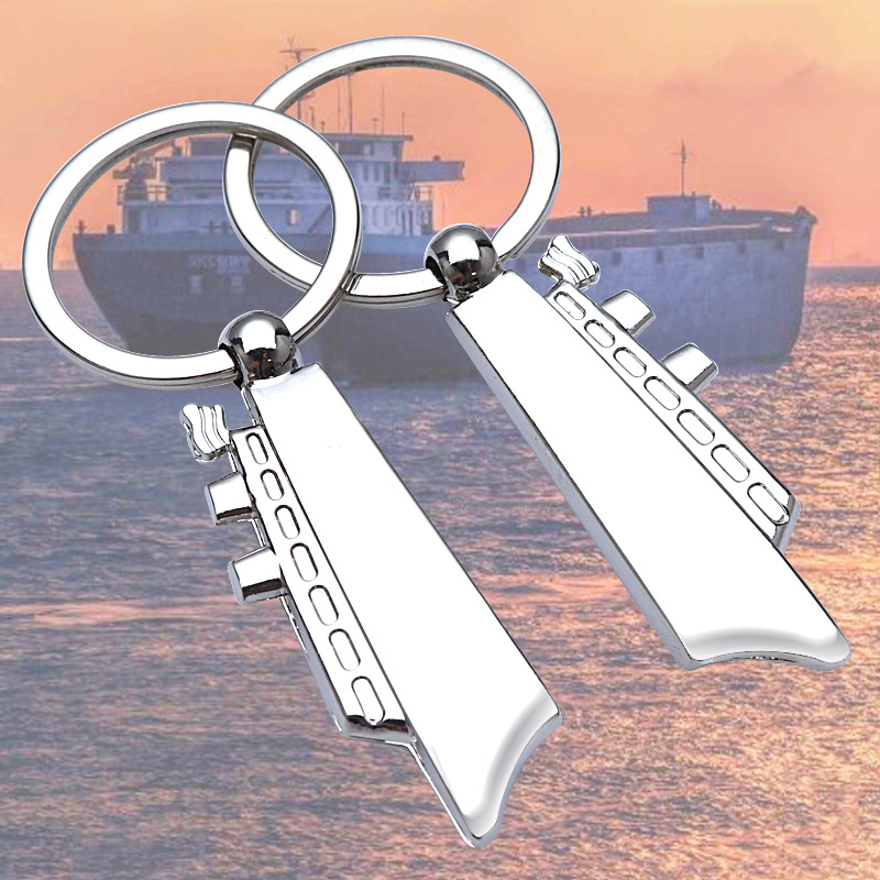 Alloy cruise ship keychain customized ship ingot boat keychain navigation travel commemorative gift bag ornaments