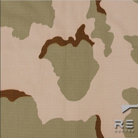 Rongsheng factory in stock U.S. military three-color desert camouflage cloth polyester cotton plaid waterproof fabric tactical outdoor clothing surface