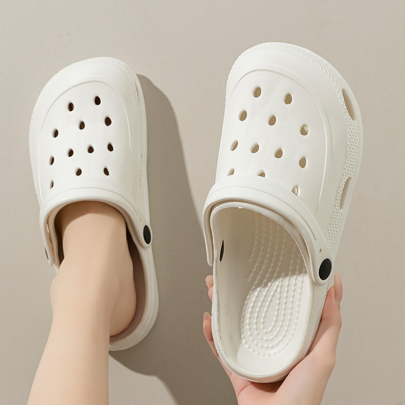 Hole Shoes Women's Outer Wear Slippers Women's Summer Home Shoes Women's Couple EVA Slippers Men's Shoes Sandals Women's Shoes Wholesale