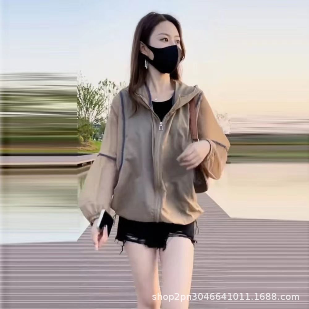 Summer New Tops Are Versatile, Light and Comfortable, Contrasting Color Hooded, Loose, Uv-Insulated, Sun-Drying Clothes for Women, Breathable and Sun-Proof