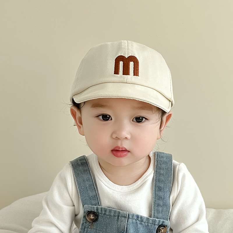 M embroidered short brim baby peaked cap Spring 1-3 years old soft brim peaked cap boys and girls casual short brim children's hat