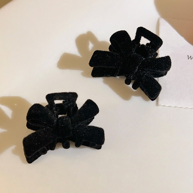 Picture of 4 suit lazy double-layer braided flocking hairpin female hair accessories side clip spring and summer simple bangs clip duckbill clip