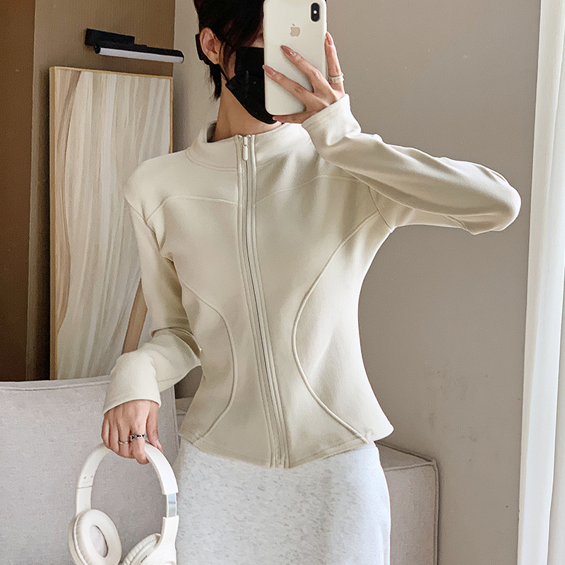 Picture of H119 Strictly Selected Koala Velvet Jacket Sports Women's Autumn and Winter New Vertical Collar Double Arc Curve Tight Top Zipper Cardigan