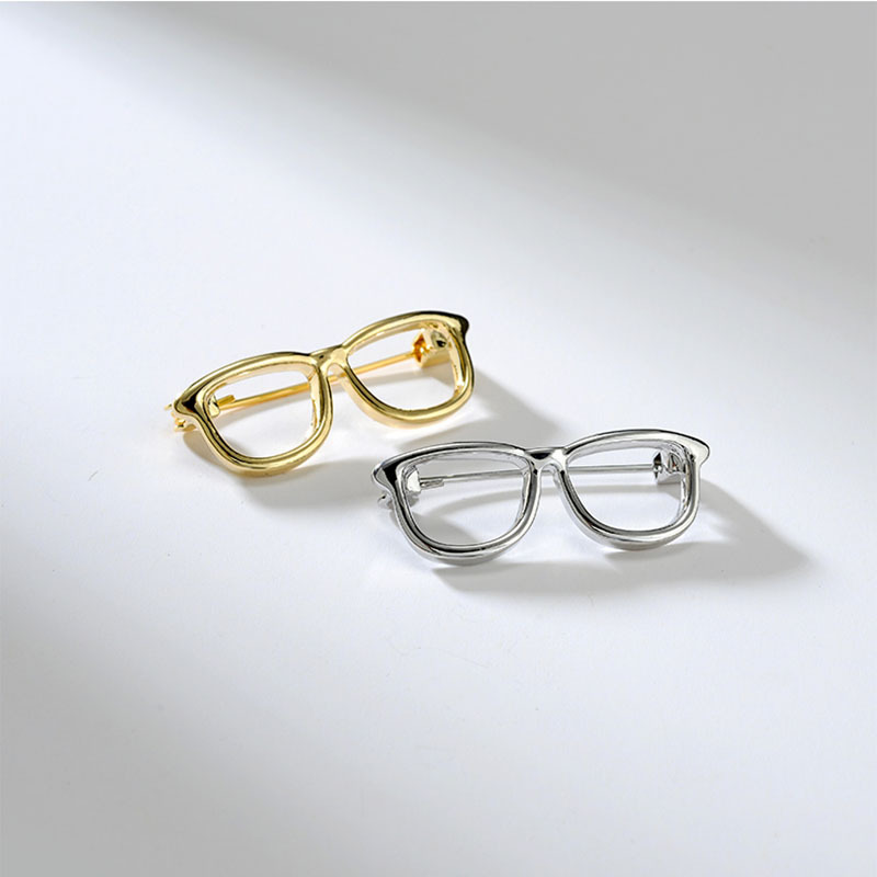 Japanese Style Cute Cut Out Glasses Brooch Metal Design Niche Pin Personalized Collar Pin Anti-Exposure Buckle Accessories