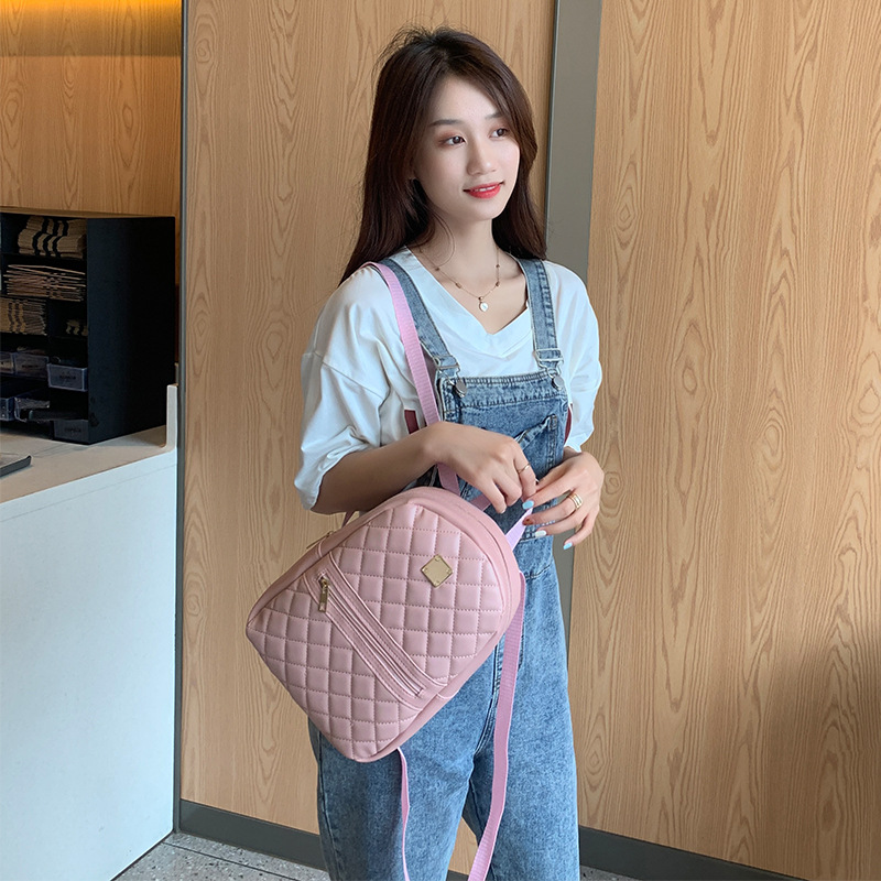 Picture of Diamond Embroidered Backpack Fashionable Simple Sequin Decoration Solid Color Large Capacity Convenient Shoulder Bag